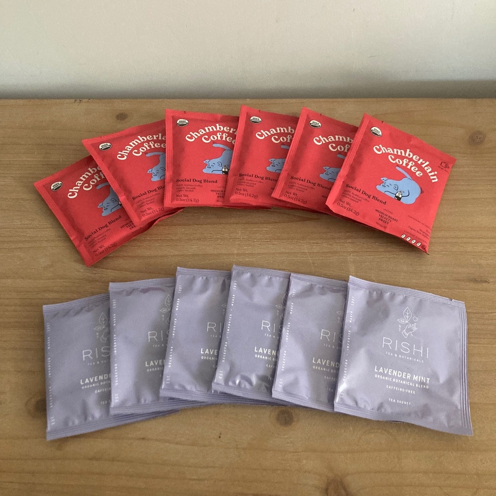 6 Chamberlain Coffee Social Dog blend 0.5 oz bags & 6 Rishi Lavender Mint Sachet